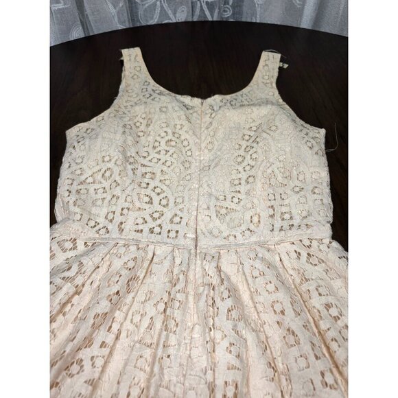 J Crew Blush Broderie Anglaise Dress, size 0 - Picture 9 of 16